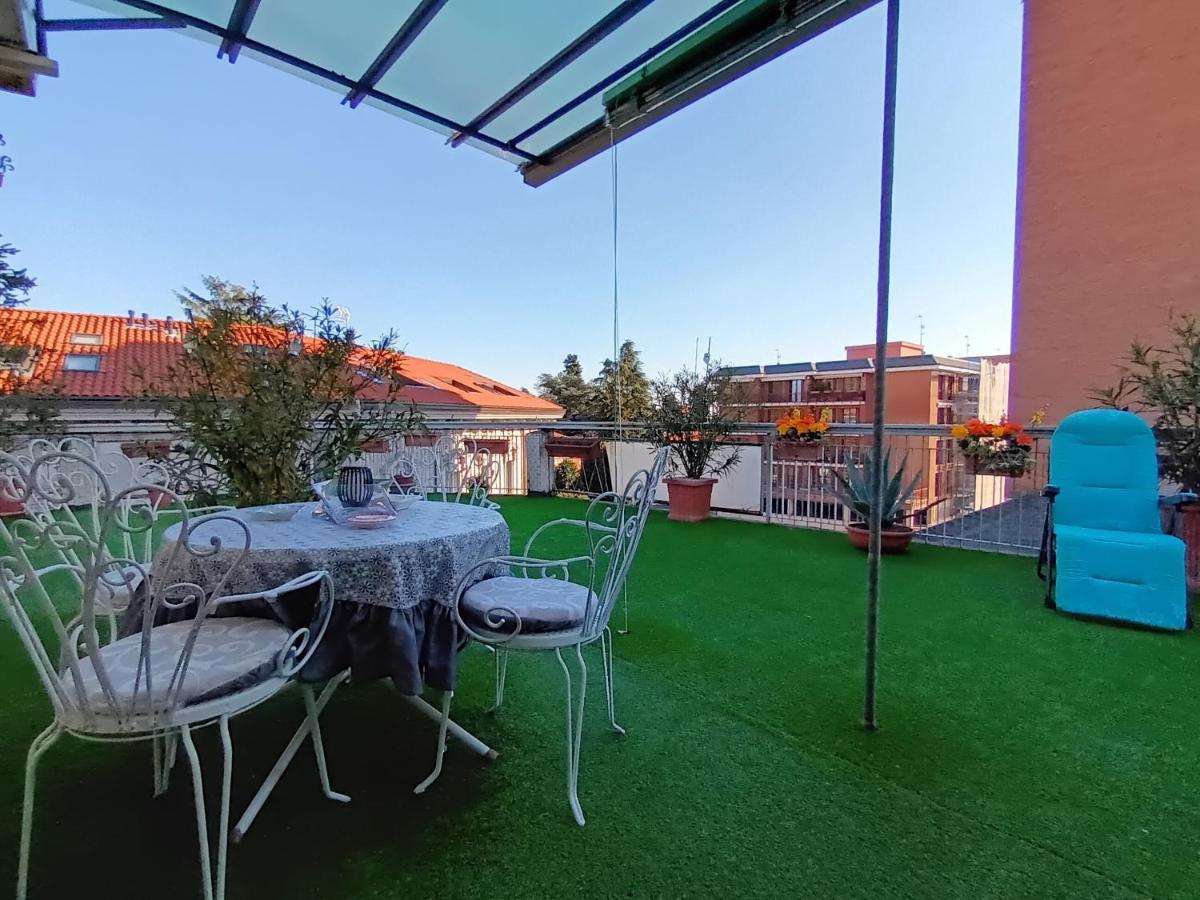דירות סרניו Terrazzo In Centro מראה חיצוני תמונה